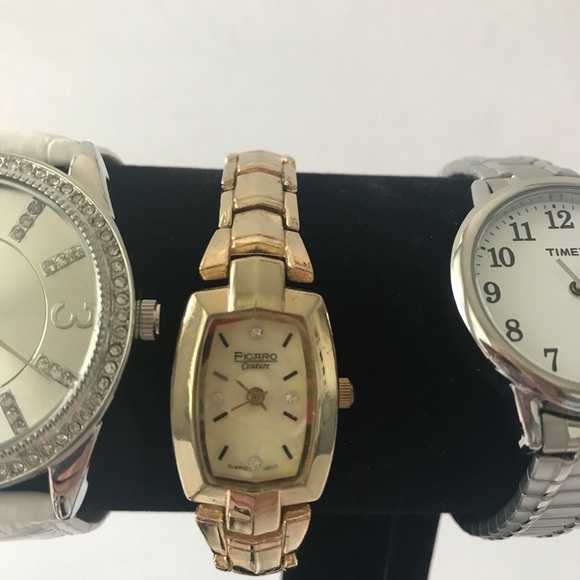 10 Fashion Watches  silver tone, gold tone, white and black - Picture 12 of 13